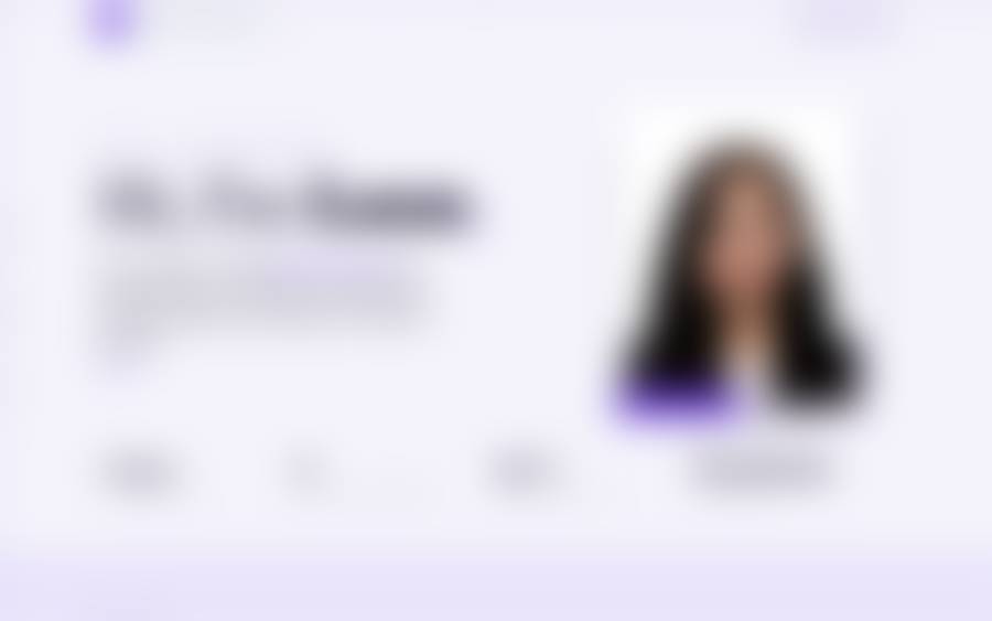 Vista desenfocada de un CV online creado por VEKSAI, mostrado de forma anónima